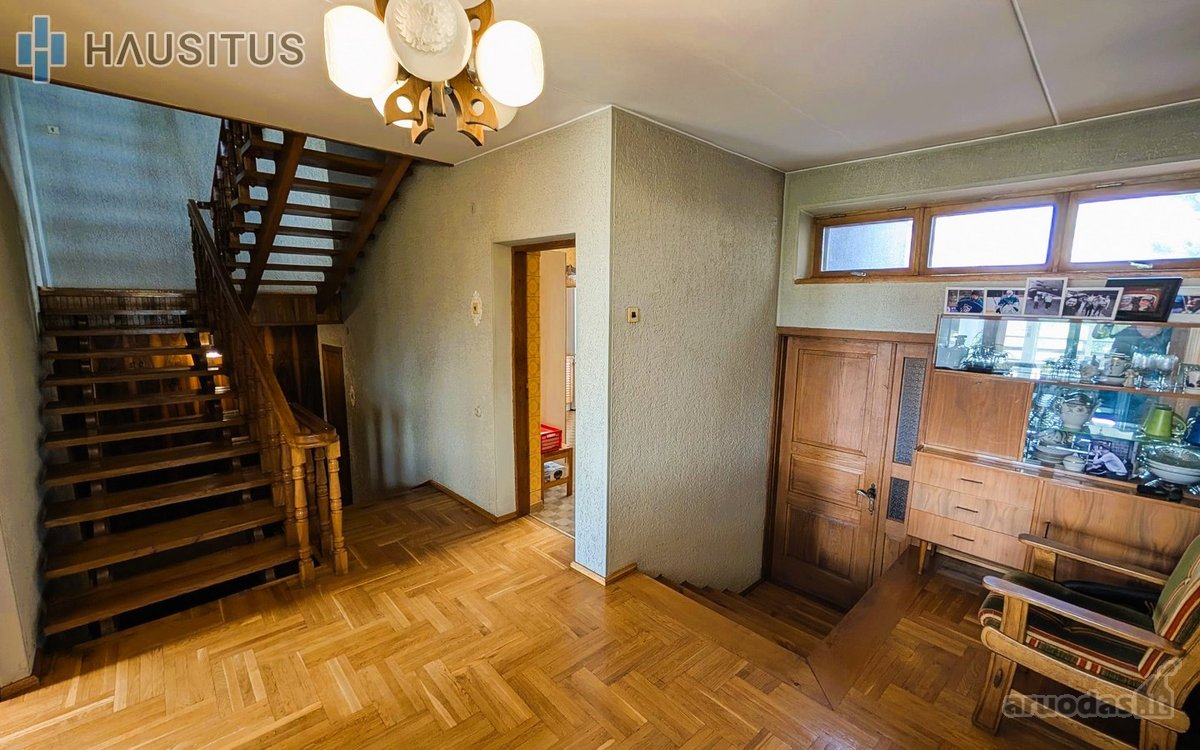 Parduodamas 297 Kv.m. Namas Su Dideliu Sklypu - nuotraukos Nr. 20