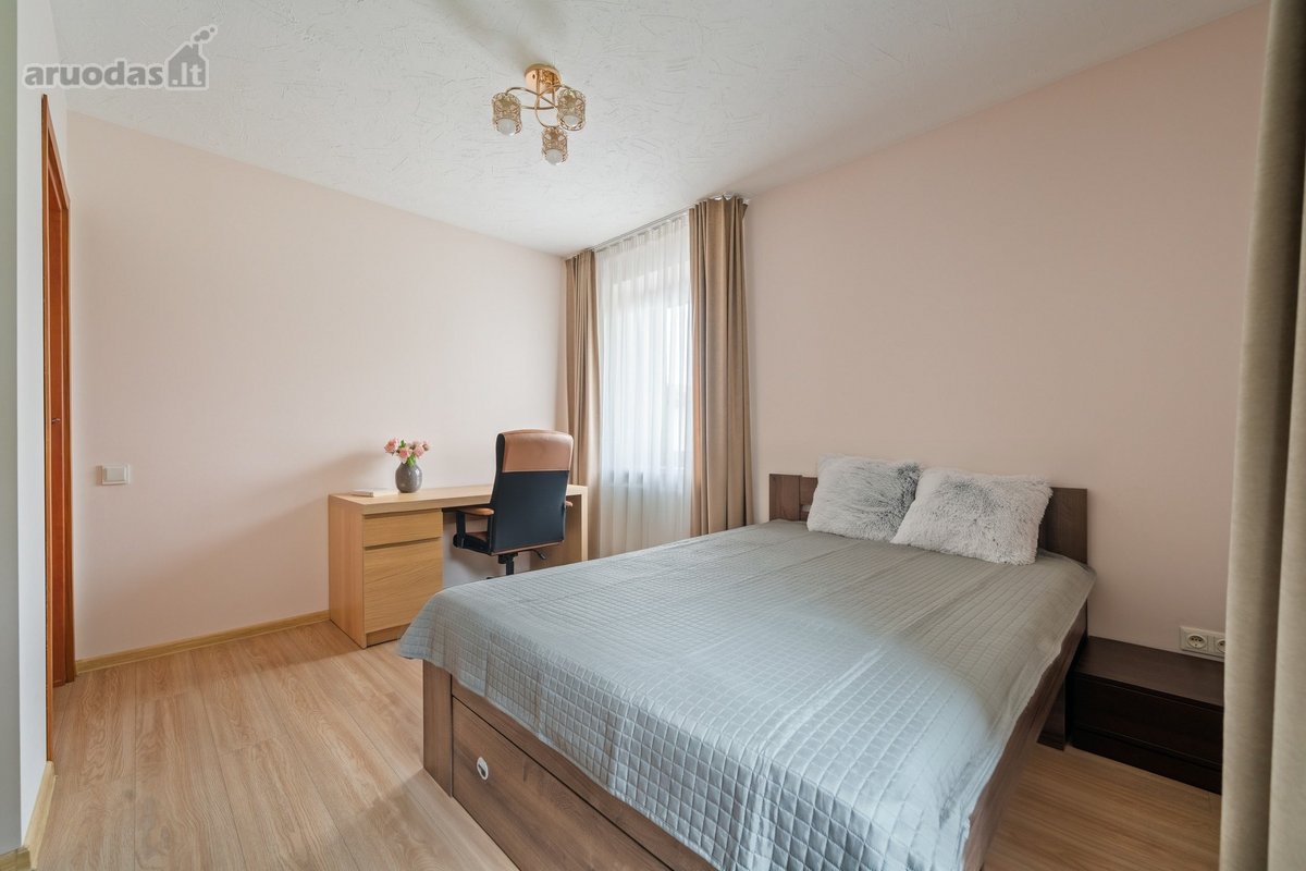 Parduodamas labai geros būklės 193,46 m² - nuotraukos Nr. 15