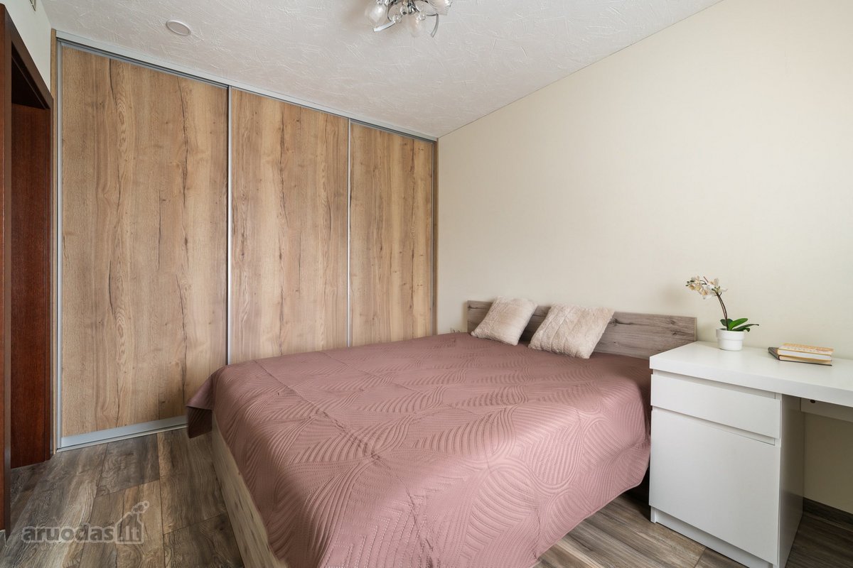 Parduodamas labai geros būklės 193,46 m² - nuotraukos Nr. 19