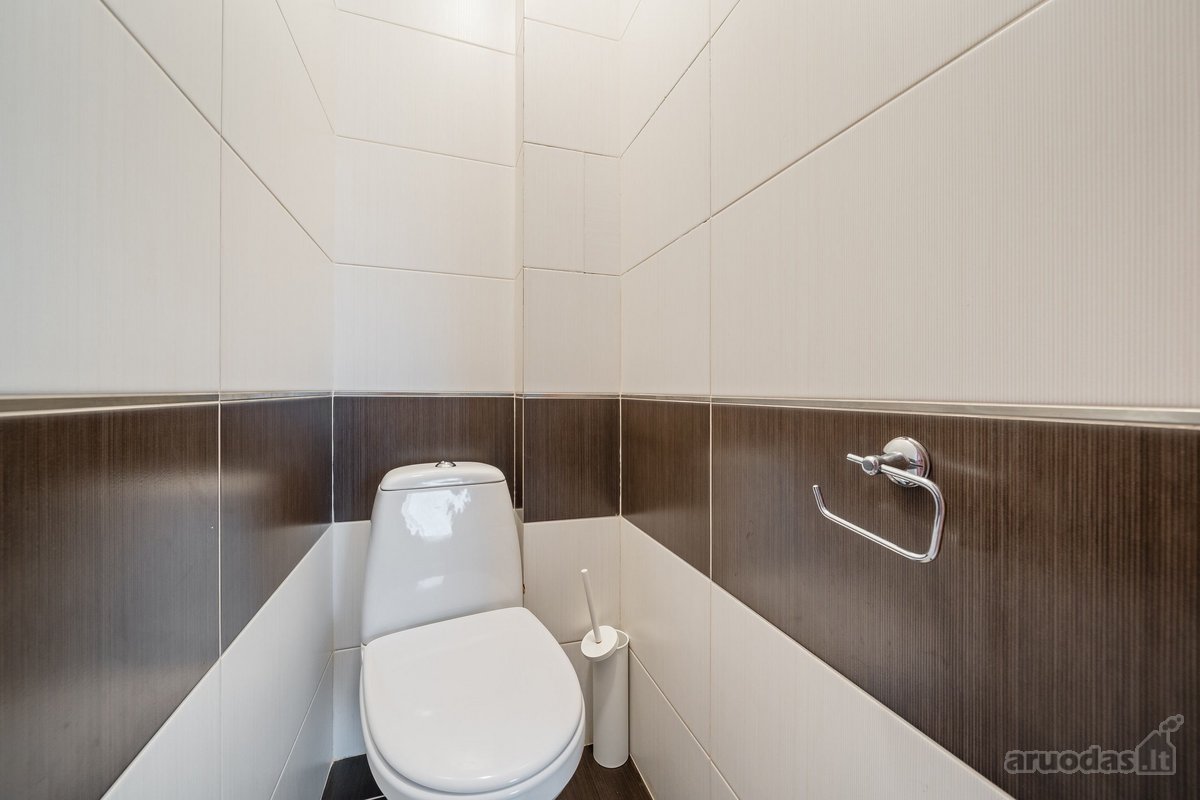 Parduodamas labai geros būklės 193,46 m² - nuotraukos Nr. 27