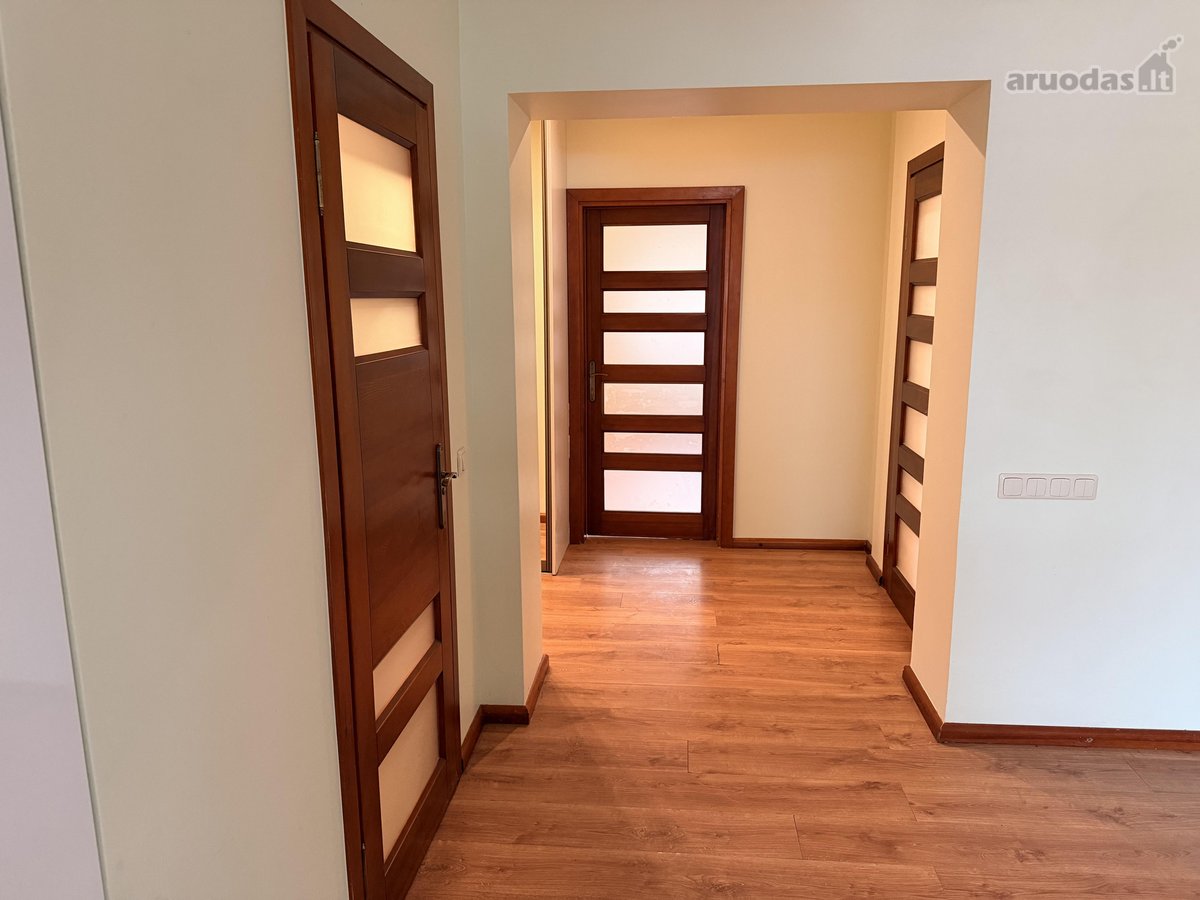 Erdvus, šviesus 3 kambarių Klaipėdos centre, - nuotraukos Nr. 10