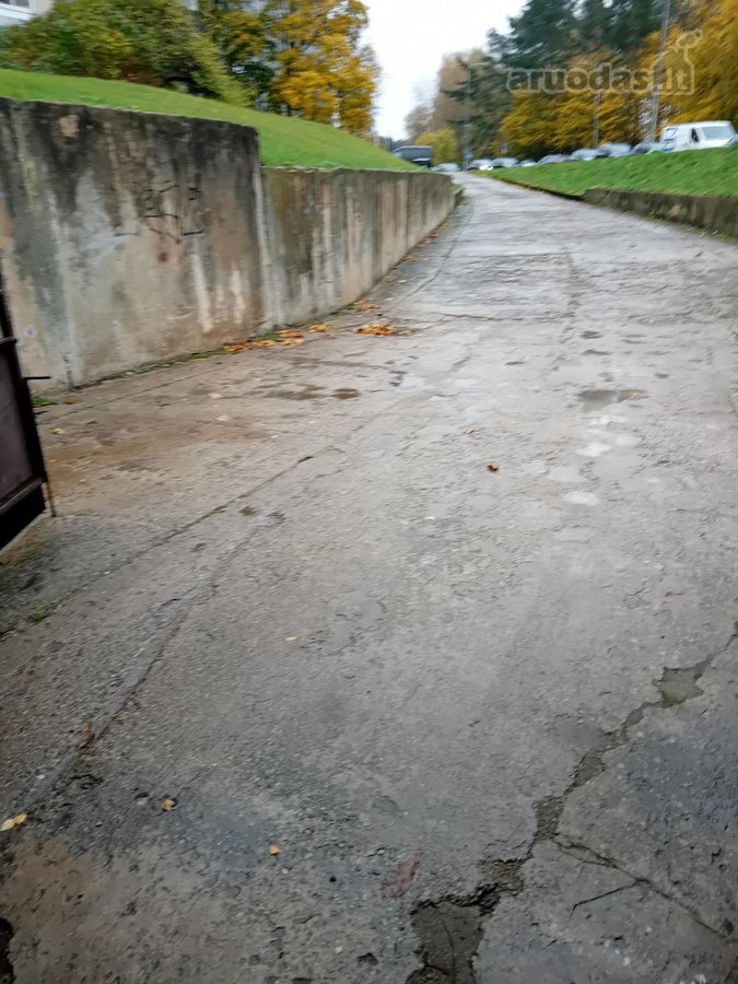 Požeminis Garažas, Su Duobe Plius Rūsys. Yra - nuotraukos Nr. 2