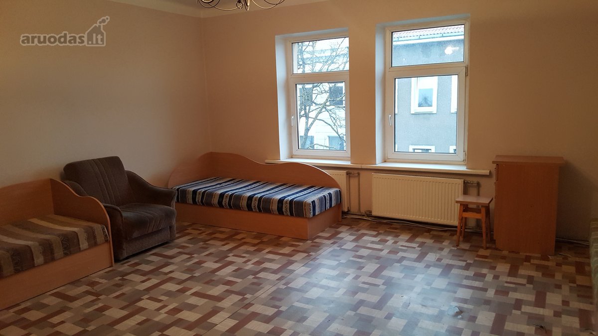 Šiaulių centre pėsčiųjų bulvare nuomojami