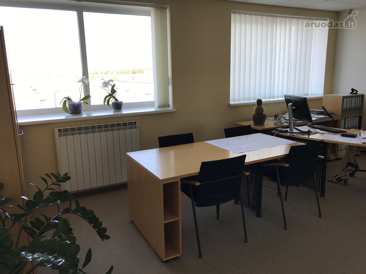 Išnuomojami administraciniai kabinetai