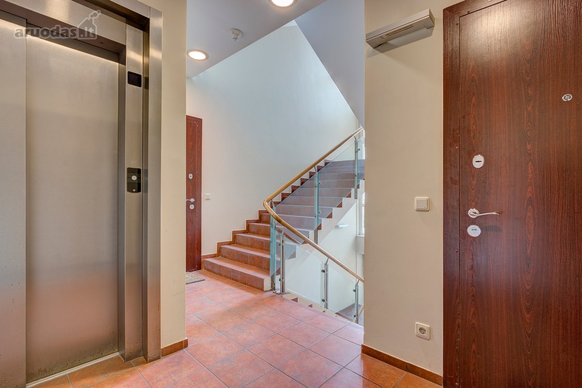 Klasikinio stiliaus apartamentai su terasa - nuotraukos Nr. 19
