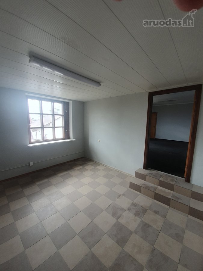 Patalpos yra pirmame ir antrame aukšte, šale - nuotraukos Nr. 6