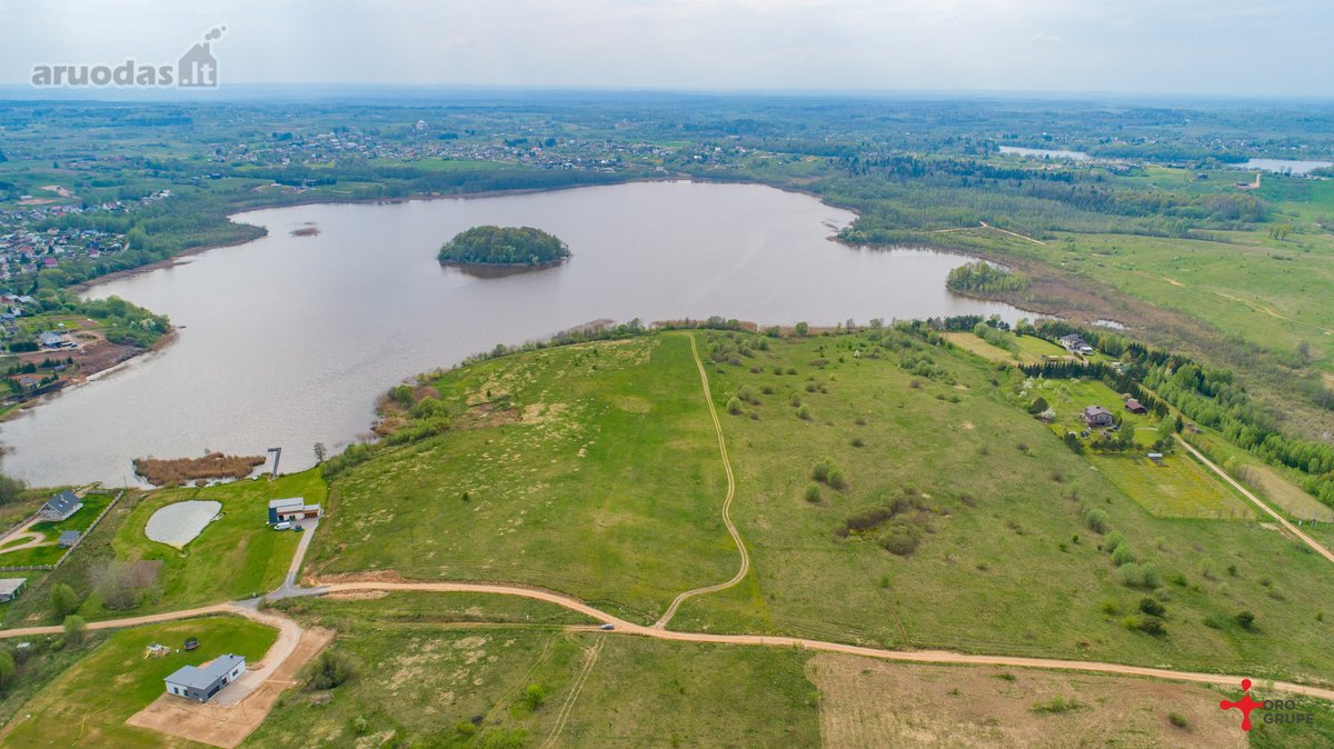 Parduodamas Išskirtinis 52 Arų Sklypas Prie