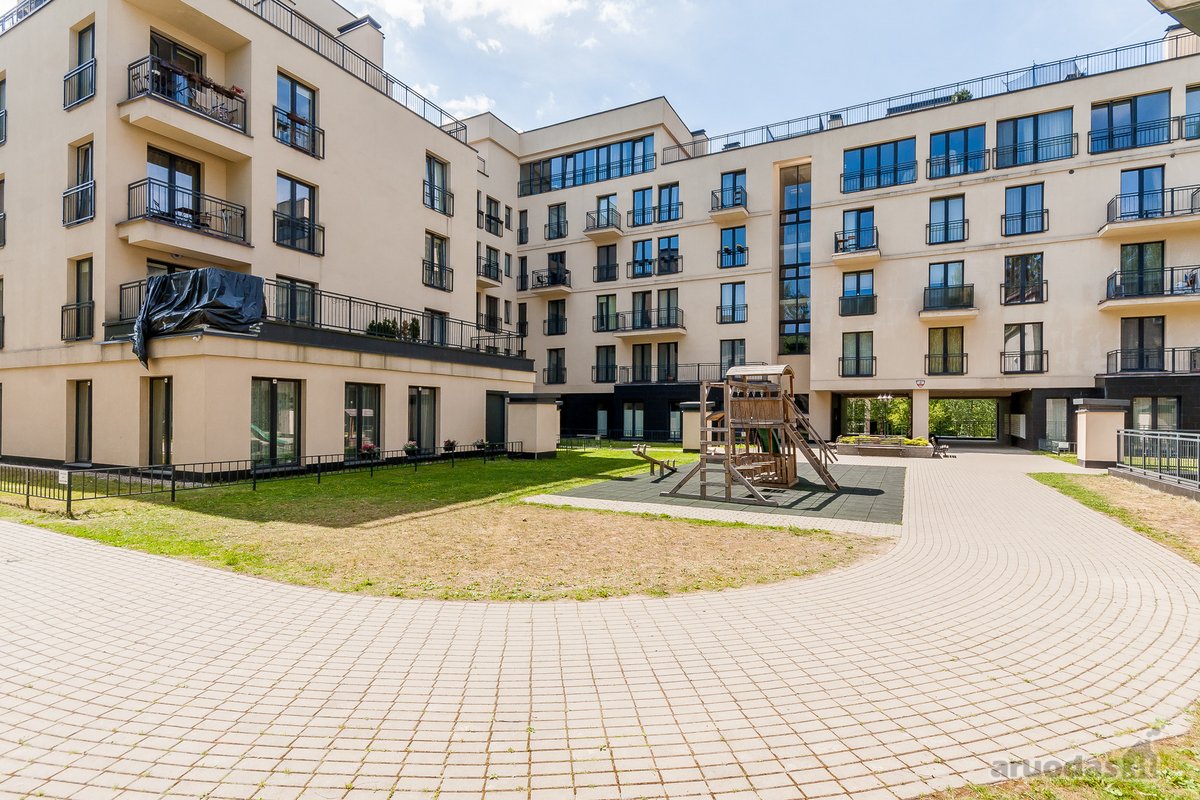 Nuomojamas Puikiai Įrengtas 2 Kambarių Butas - nuotraukos Nr. 14