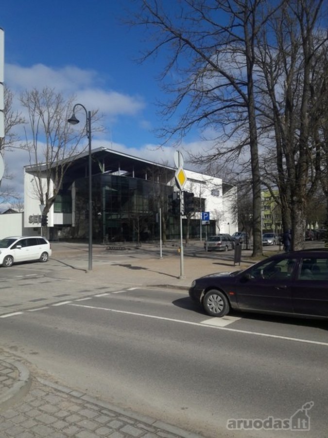 Įšnuomojamos administracinės patalpos antrame
