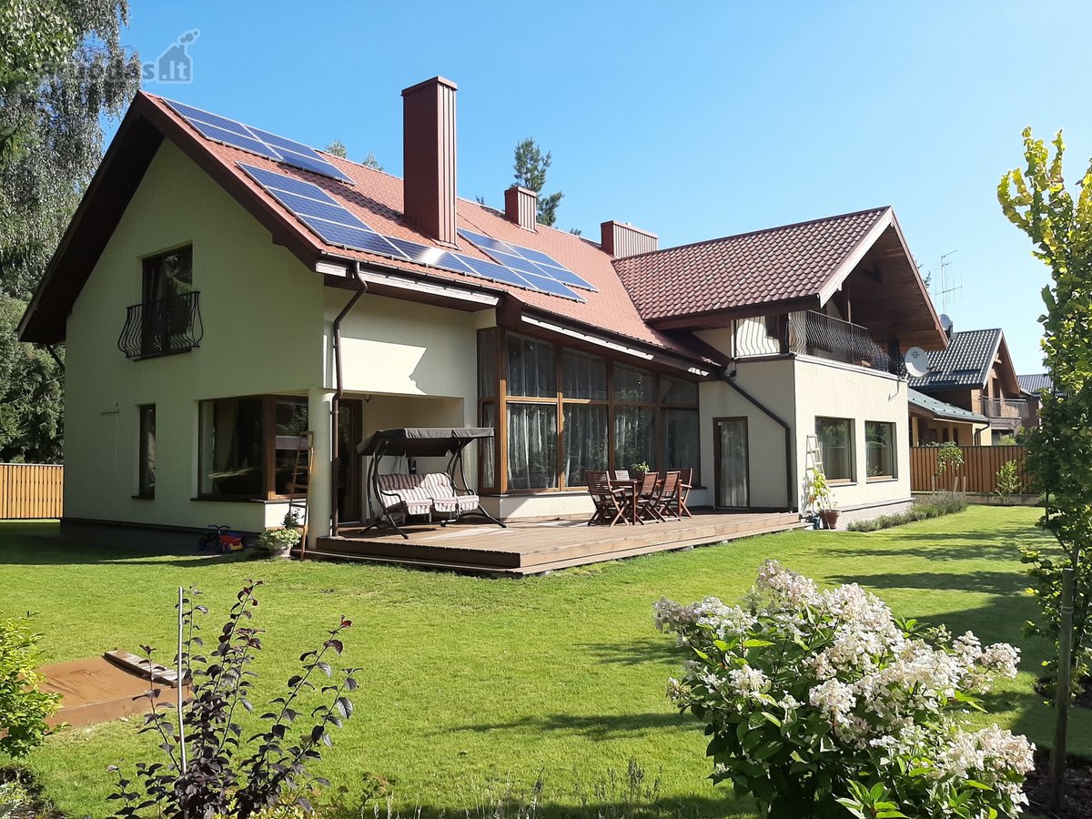 Parduodamas pilnai įrengtas namas Visorių