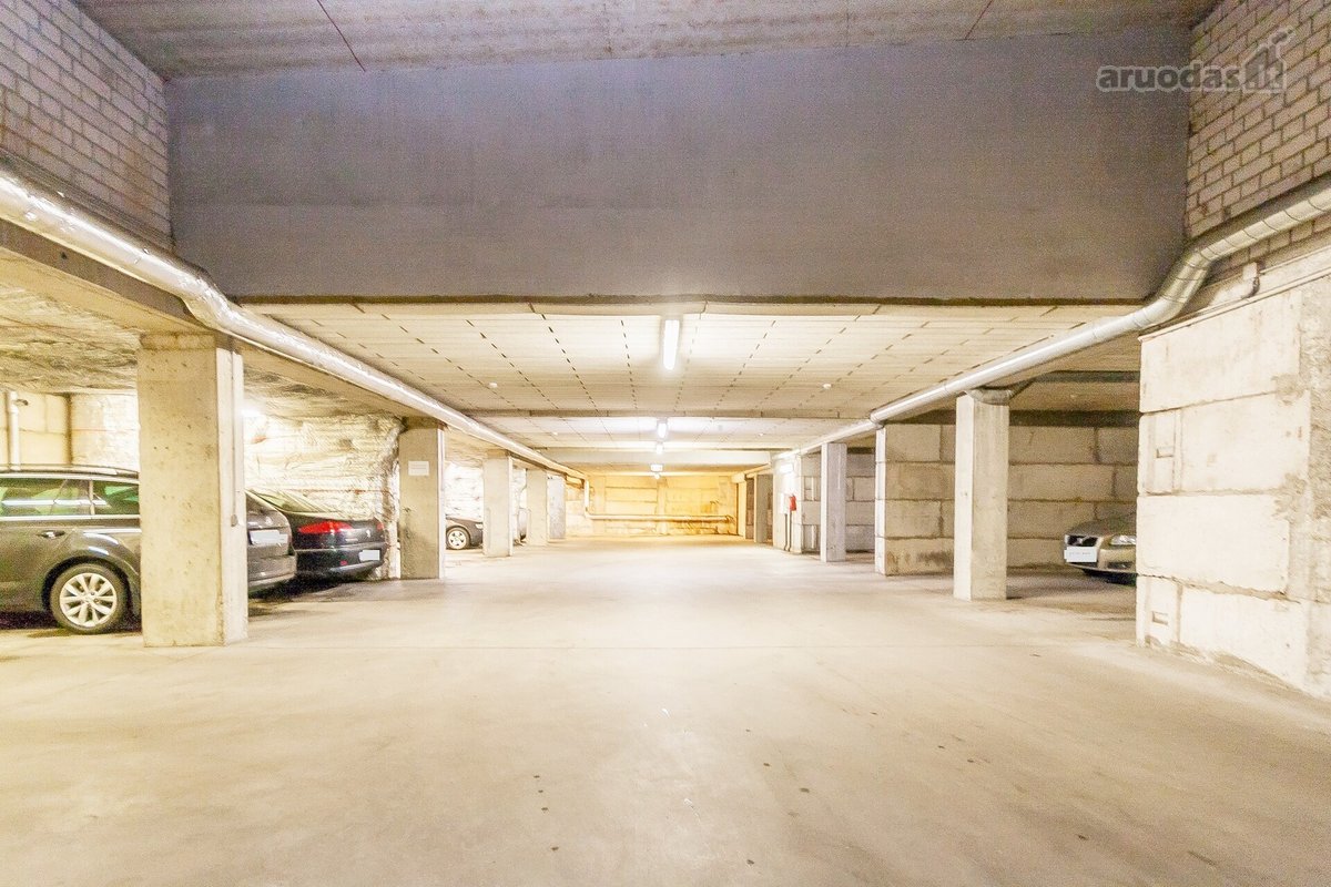 Išnuomojama požeminė, 12,15m2, šviesi, patogi