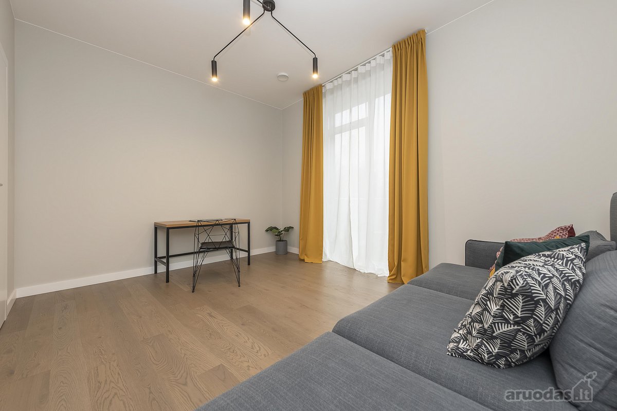 Išnuomojamas moderniai įrengtas 3-jų kambarių - nuotraukos Nr. 10