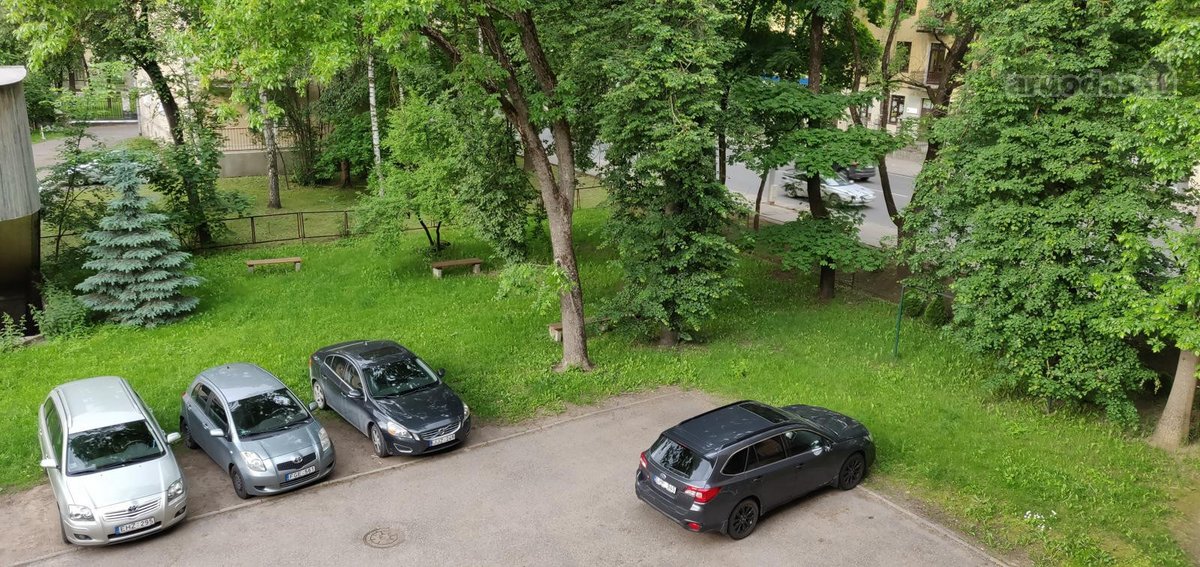 En below. Šviesus ir erdvus butas secesiniame - nuotraukos Nr. 10