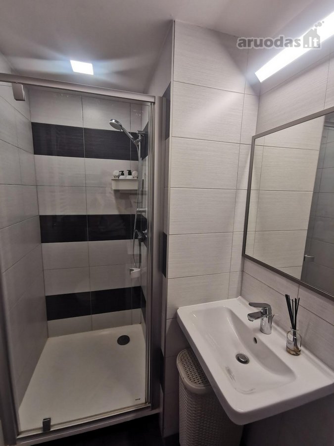 Nuomojamas šviesus 2-jų kambarių butas - nuotraukos Nr. 10