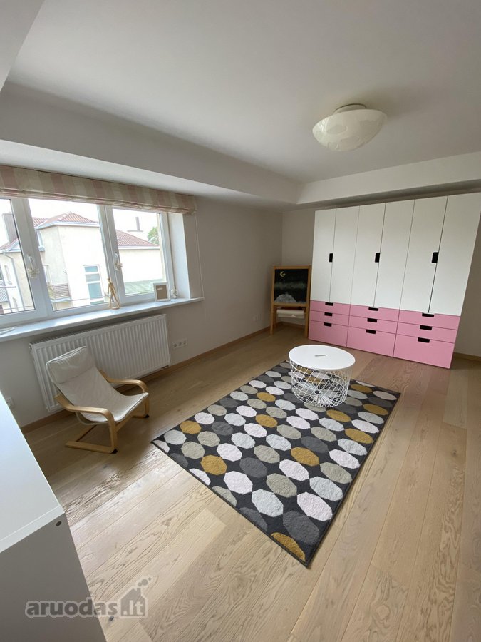 Išnuomojamas erdvus, įrengtas 3 kambarių - nuotraukos Nr. 10