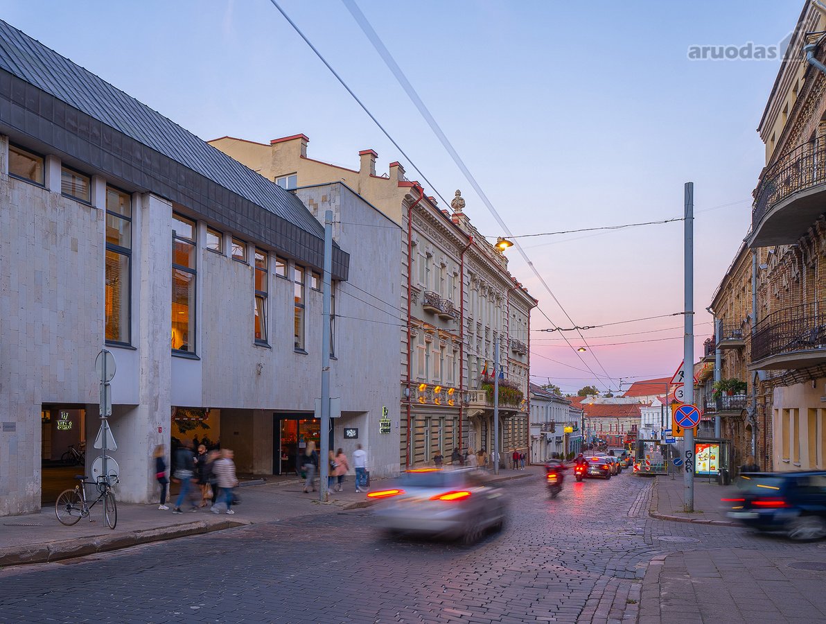 Nuomojamos rūsyje patalpos J. Basanavičiaus