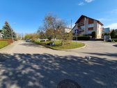 Parduodamas erdvus namas su ūkiniais