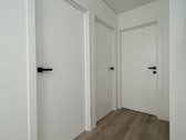Išnuomojamas šiuolaikiškai įrengtas trijų - nuotraukos Nr. 8