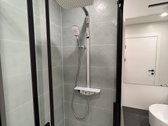 Išnuomojamas šiuolaikiškai įrengtas trijų - nuotraukos Nr. 14