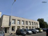 Parduodamas visas ar dalis komercinio pastato