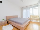 Išnuomojamas šviesus ir erdvus 2 kambarių - nuotraukos Nr. 2
