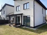 Parduodamas pilnai įrengtas gyvenamasis namas