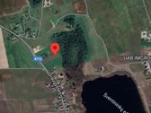 Parduodami trys namų valdos sklypai.