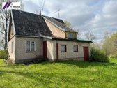 Parduodamas erdvus rąstinis-apmūrintas namas