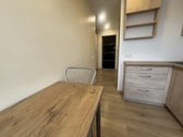 Šiuolaikiškai suremontuotas vieno kambario - nuotraukos Nr. 12