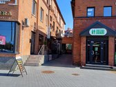 Komercinės paskirties, įrengtas butas.