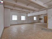 Išnuomojamas labai pigiai tvarkingas 1235 m² - nuotraukos Nr. 26