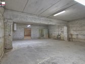 Išnuomojamas labai pigiai tvarkingas 1235 m² - nuotraukos Nr. 33