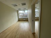 Išnuomojamos įvairaus dydžio patalpos Vasario - nuotraukos Nr. 14