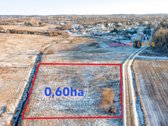 Parduodamas labai geroje vietoje 0.6ha žemės