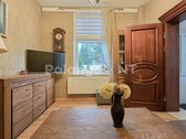Parduodamas 2 kambarių butas su privačiu
