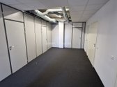 Centrinėje miesto gatvėje, verslo centre, - nuotraukos Nr. 20