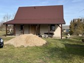 Parduodamas erdvus dviejų aukštų namas