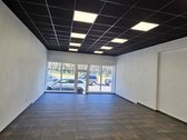 Nuomojamos naujai renovuotos patalpos su - nuotraukos Nr. 2