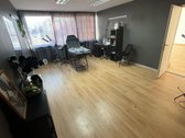 Parduodamos patalpos , galima isirengti butus