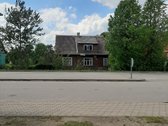 Sklypas miestelio centre, namų valdos plotas
