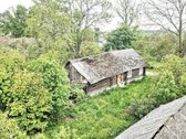 Namas randasi viduryje kaimo,apsuptas - nuotraukos Nr. 6