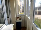 Trijų kambarių butas renovuotame name netoli - nuotraukos Nr. 4