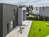 Ypatingo Grožio, Žalumos Apsuptyje – - nuotraukos Nr. 2