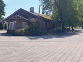 Namas miesto centre. Šalia didelė asfaltuota - nuotraukos Nr. 3