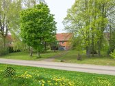 Erdvus Namas Su 16.5 A Žemės Sklypu, Sodu Ir - nuotraukos Nr. 2