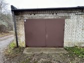 Tvarkingas, sausas garažas. Yra signalizacija.