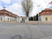 Šskirtinė Galimybė – Nuomai. Du Pastatai
