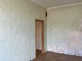 Parduodamas trijų kambarių butas pirmame - nuotraukos Nr. 2
