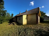 Parduodamas Erdvus Namas Ramioje Vietoje –