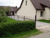 Namas renovuotas iš lauko. Plastikiniai